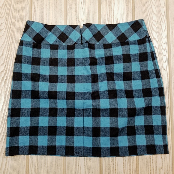 Chadwicks - Blue & Black Check Skirt - Picture 2 of 5